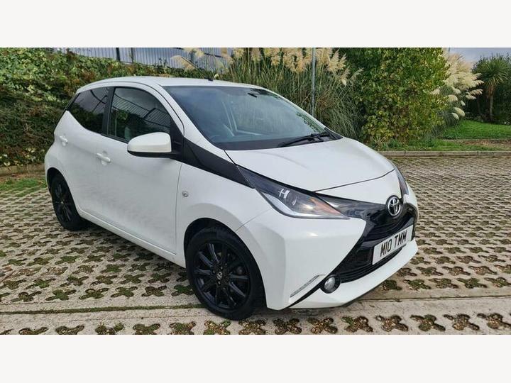 Toyota AYGO 1.0 VVT-i X-press X-shift Euro 6 5dr