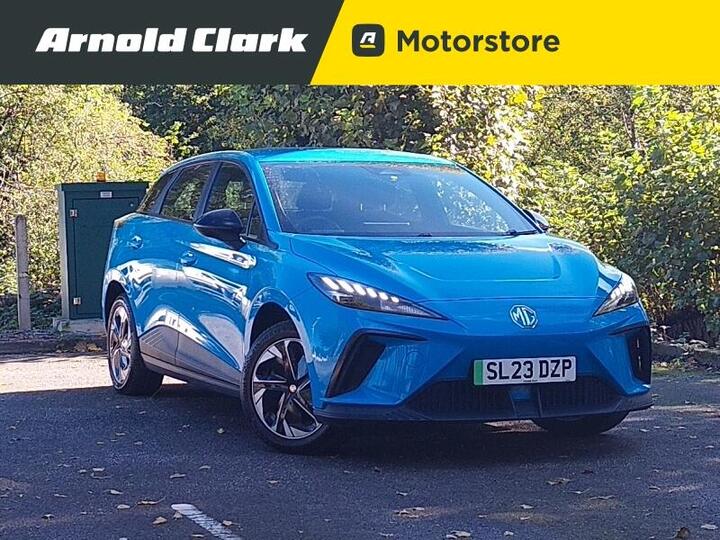 MG MG4 64kWh SE Long Range Auto 5dr