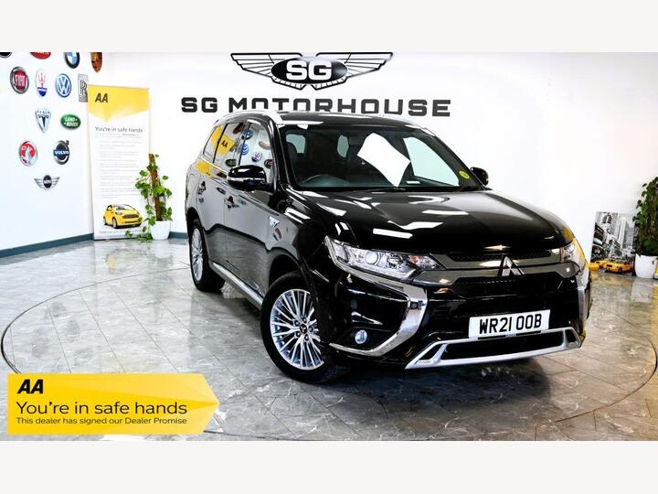 Mitsubishi OUTLANDER 2.4h TwinMotor 13.8kWh Dynamic CVT 4WD Euro 6 (s/s) 5dr Mitsubishi OUTLANDER 2.4h TwinMotor 13.8kWh Dynamic CVT 4WD Euro 6 (s/s) 5dr