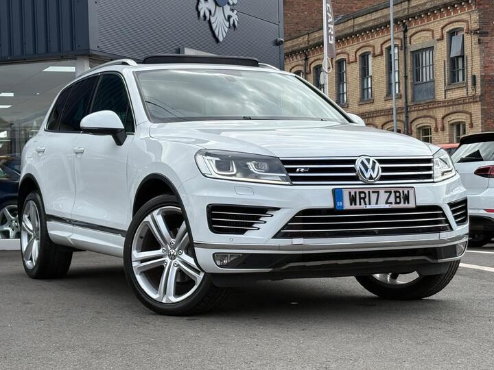 Volkswagen Touareg 3.0 TDI V6 BlueMotion Tech R-Line Plus Tiptronic 4WD Euro 6 (s/s) 5dr