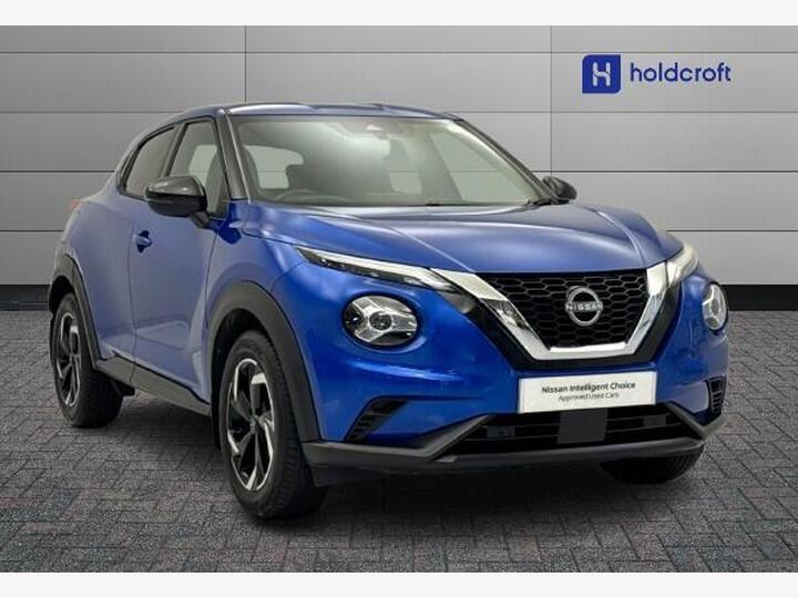 Nissan Juke 1.6 N-Connecta Auto Euro 6 5dr Nissan Juke 1.6 N-Connecta Auto Euro 6 5dr