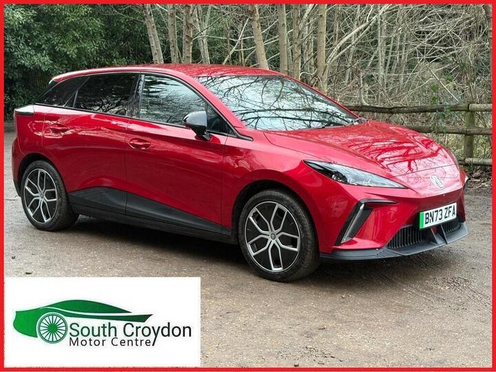 MG MG4 64kWh Trophy Long Range Auto 5dr