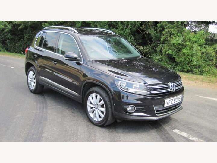 Volkswagen Tiguan 2.0 TDI BlueMotion Tech Match 2WD Euro 5 (s/s) 5dr