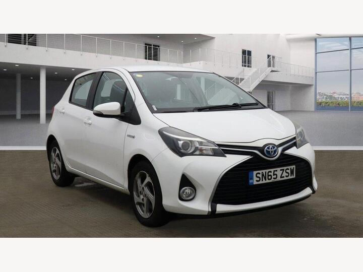 Toyota Yaris 1.5 VVT-h Icon E-CVT Euro 6 5dr