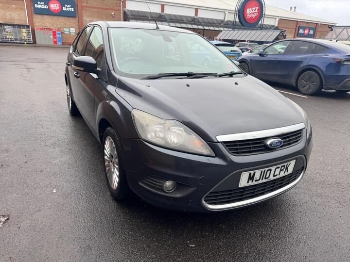 Ford Focus 1.6 Titanium 5dr