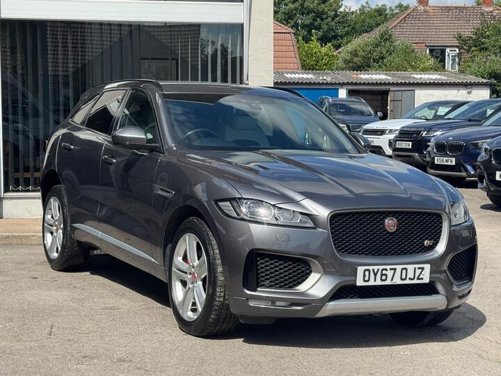 Jaguar F-PACE 3.0 D300 V6 S Auto AWD Euro 6 (s/s) 5dr