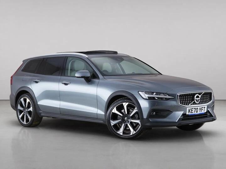 Volvo V60 Cross Country 2.0 B5 MHEV Auto AWD Euro 6 (s/s) 5dr