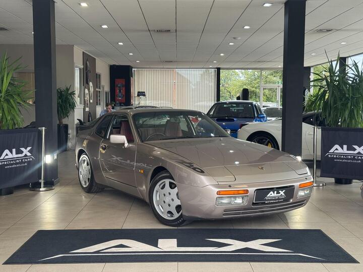 Porsche 944 2.5 Turbo 2dr