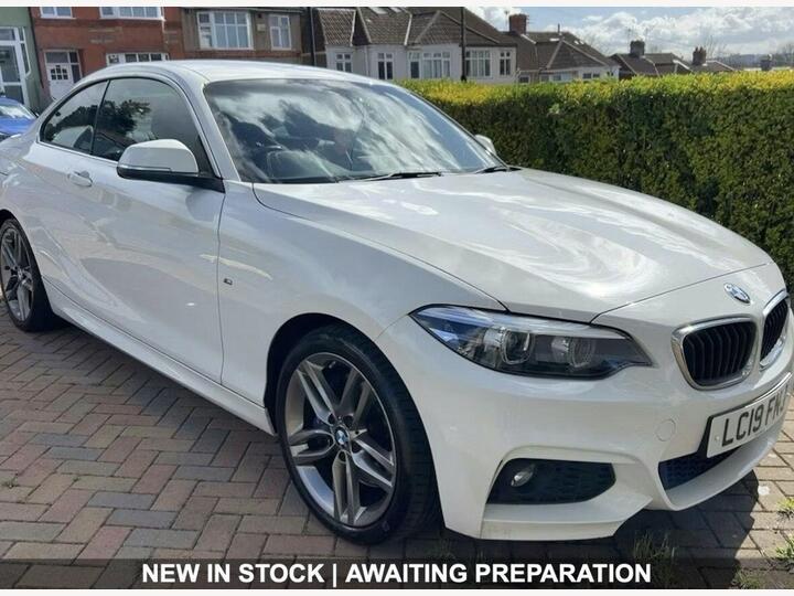 BMW 2 SERIES 2.0 220d M Sport Auto Euro 6 (s/s) 2dr
