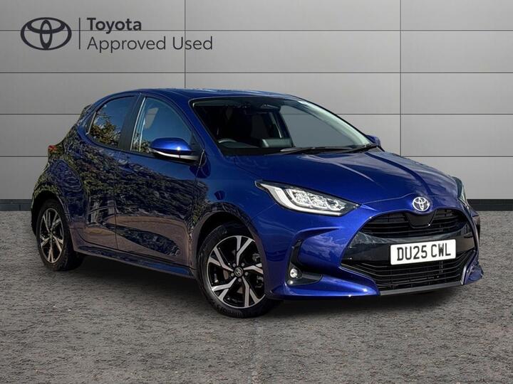 Toyota Yaris 1.5 VVT-h Design E-CVT Euro 6 (s/s) 5dr