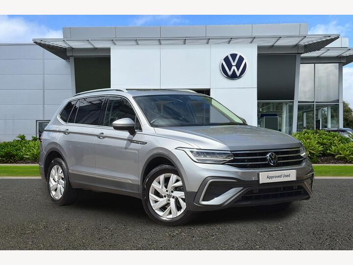 Volkswagen Tiguan Allspace 1.5 TSI Life DSG Euro 6 (s/s) 5dr Volkswagen Tiguan Allspace 1.5 TSI Life DSG Euro 6 (s/s) 5dr