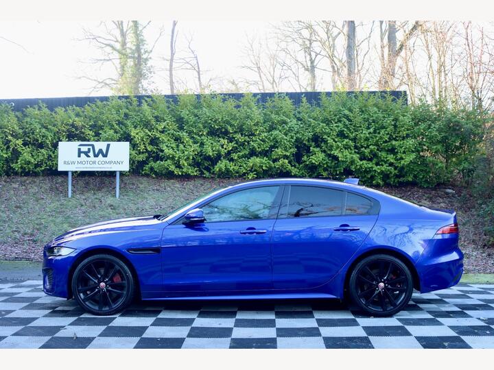 Jaguar XE 2.0 P300i R-Dynamic HSE Auto AWD Euro 6 (s/s) 4dr