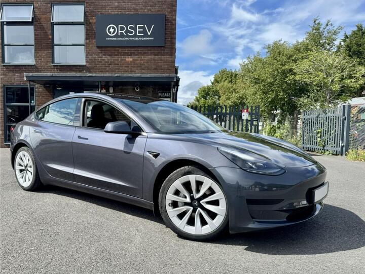Tesla Model 3 Auto RWD 4dr