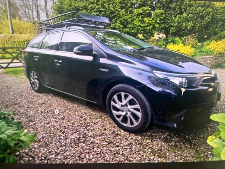 Toyota Auris 1.8 VVT-h Icon Touring Sports CVT Euro 6 (s/s) 5dr
