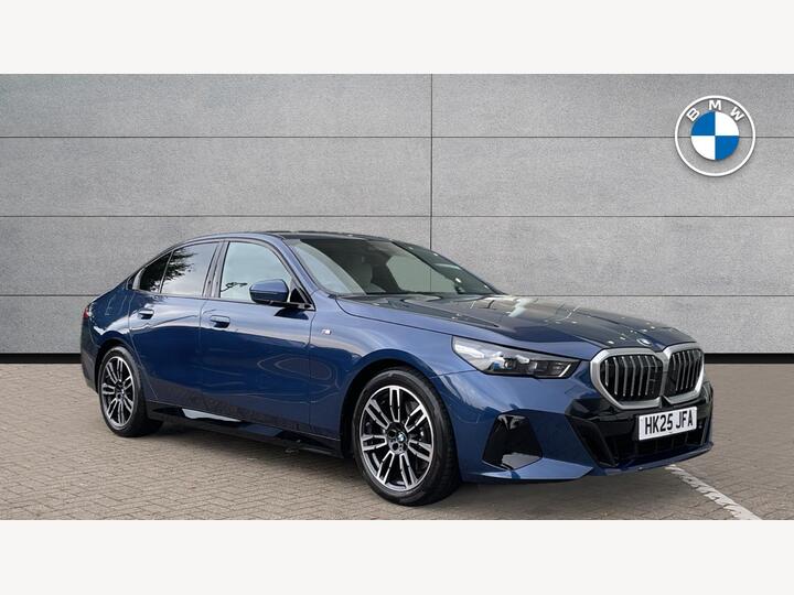 BMW 5 Series 2.0 520i MHT M Sport Steptronic Euro 6 (s/s) 4dr BMW 5 Series 2.0 520i MHT M Sport Steptronic Euro 6 (s/s) 4dr