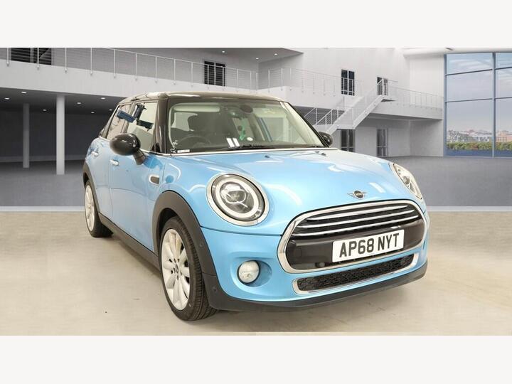 MINI Hatch 1.5 Cooper Classic Steptronic Euro 6 (s/s) 5dr