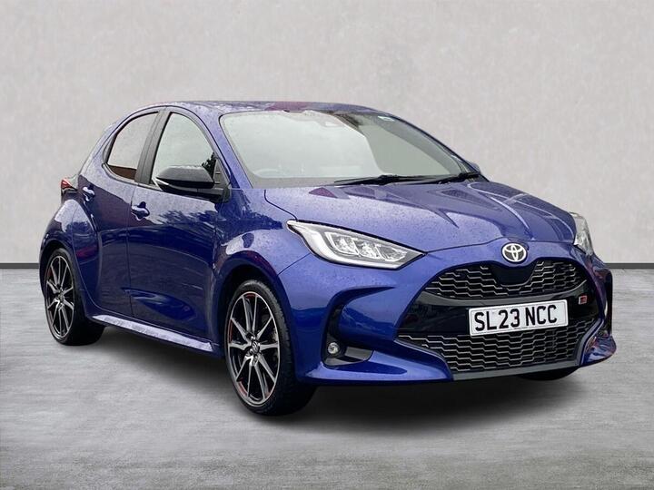 Toyota YARIS 1.5 VVT-h GR SPORT E-CVT Euro 6 (s/s) 5dr