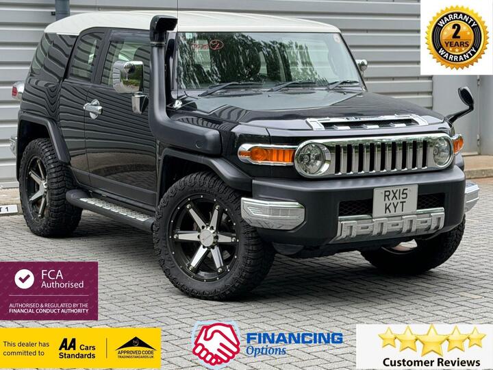 Toyota FJ Cruiser 2015- 4.L V6 4x4- Black|Immaculate Look Toyota FJ Cruiser 2015- 4.L V6 4x4- Black|Immaculate Look