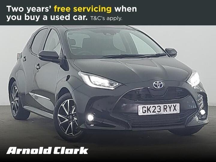 Toyota Yaris 1.5 VVT-h Design E-CVT Euro 6 (s/s) 5dr