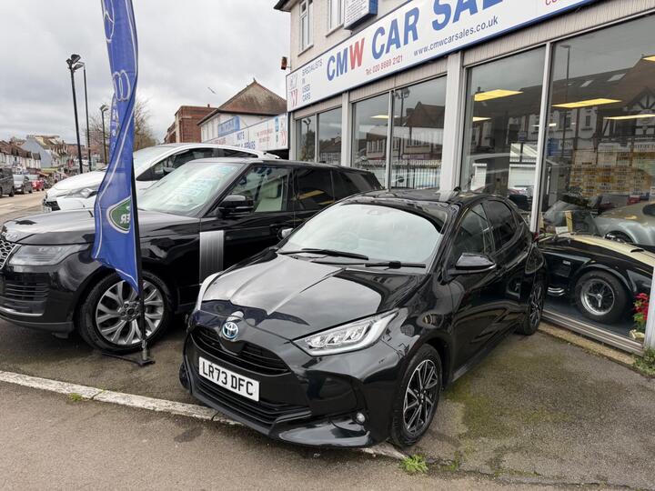 Toyota Yaris 1.5 VVT-h Design E-CVT Euro 6 (s/s) 5dr