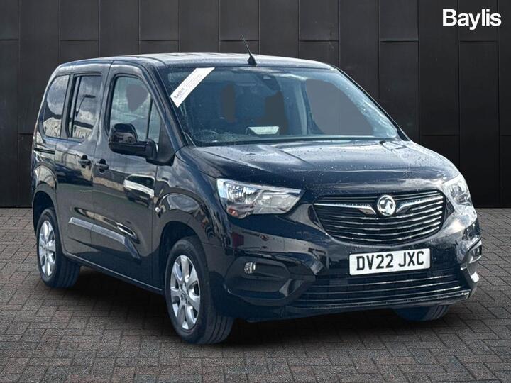 Vauxhall Combo Life 1.5 Turbo D SE Euro 6 (s/s) 5dr (7 Seat) Vauxhall Combo Life 1.5 Turbo D SE Euro 6 (s/s) 5dr (7 Seat)