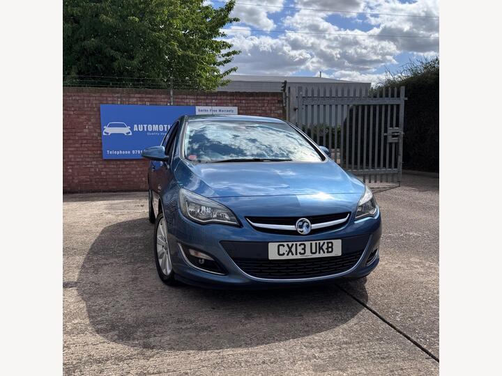 Vauxhall Astra 2.0 CDTi EcoFLEX Elite Euro 5 (s/s) 5dr