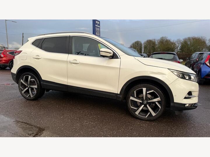 Nissan Qashqai 1.5 DCi Tekna Euro 6 (s/s) 5dr