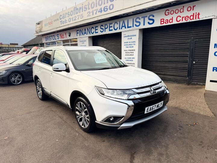 Mitsubishi Outlander 2.2 DI-D 3 Auto 4WD Euro 6 5dr Mitsubishi Outlander 2.2 DI-D 3 Auto 4WD Euro 6 5dr