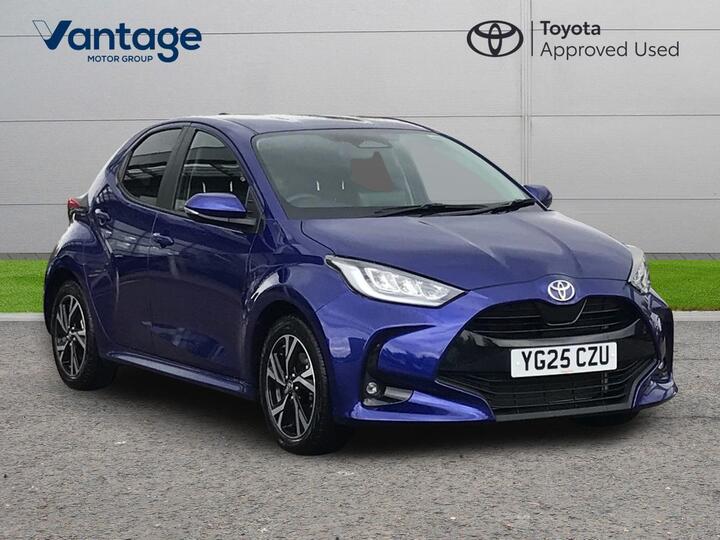 Toyota Yaris 1.5 VVT-h Design E-CVT Euro 6 (s/s) 5dr