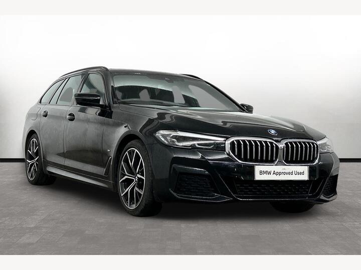 BMW 5 Series 2.0 520d MHT M Sport Touring Steptronic Euro 6 (s/s) 5dr BMW 5 Series 2.0 520d MHT M Sport Touring Steptronic Euro 6 (s/s) 5dr