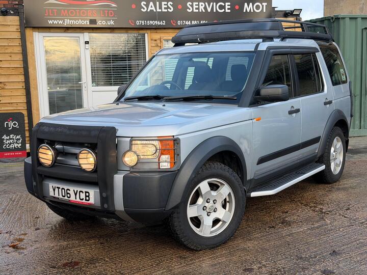 Land Rover Discovery 3 2.7 TD V6 S Station Wagon 5dr Land Rover Discovery 3 2.7 TD V6 S Station Wagon 5dr