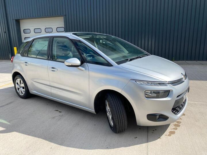 Citroen C4 PICASSO 1.6 BlueHDi VTR+ Euro 6 (s/s) 5dr Citroen C4 PICASSO 1.6 BlueHDi VTR+ Euro 6 (s/s) 5dr