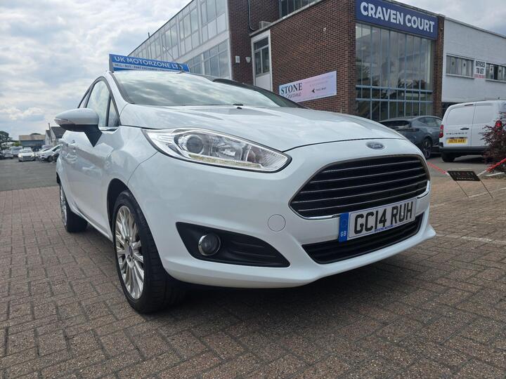 Ford Fiesta 1.0T EcoBoost Titanium Euro 5 (s/s) 5dr