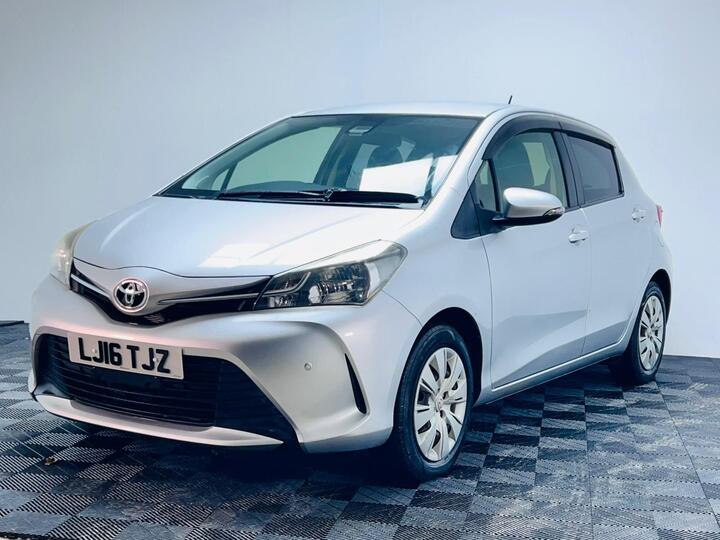 Toyota Yaris 1.33 Dual VVT-i Icon Plus Multidrive S Euro 5 5dr