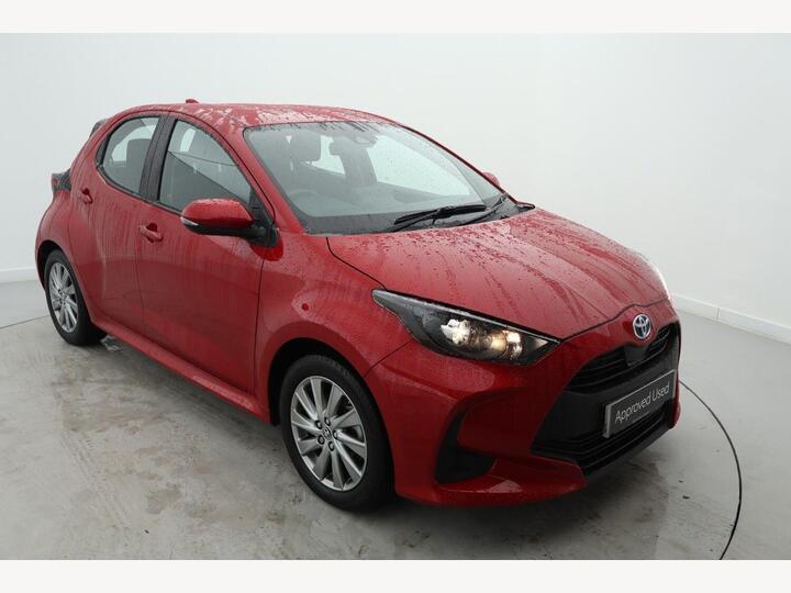 Toyota Yaris 1.5 VVT-h Icon E-CVT Euro 6 (s/s) 5dr
