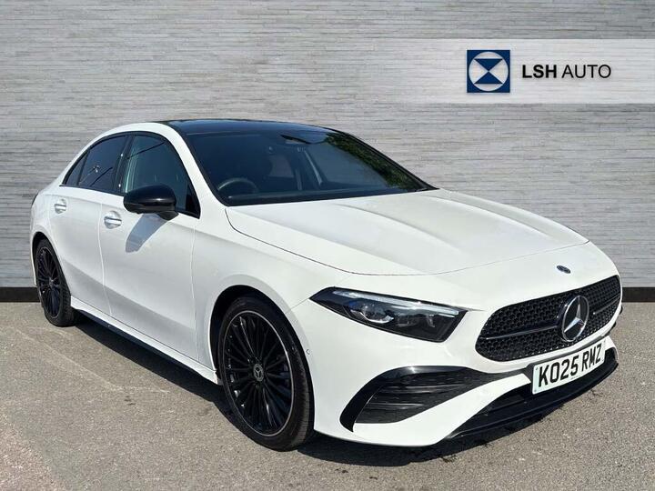 Mercedes-Benz A Class 1.3 A200h MHEV AMG Line (Premium Plus) 7G-DCT Euro 6 (s/s) 4dr