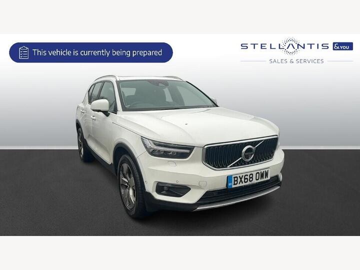 Volvo XC40 2.0 D3 Momentum Pro Auto Euro 6 (s/s) 5dr