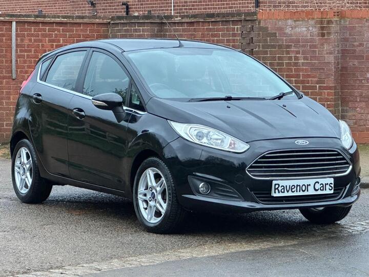 Ford Fiesta 1.6 Zetec Powershift Euro 5 5dr