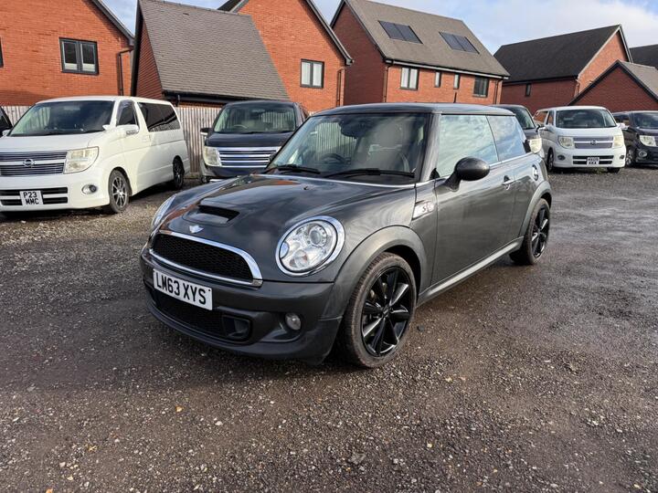 MINI Hatch 1.6 Cooper S Euro 5 (s/s) 3dr