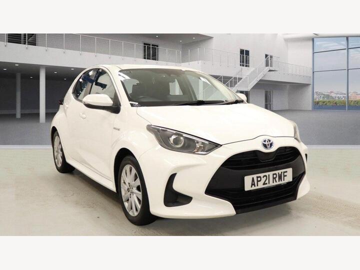 Toyota Yaris 1.5 VVT-h Icon E-CVT Euro 6 (s/s) 5dr