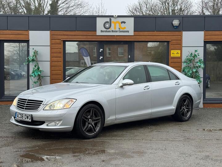 Mercedes-Benz S Class 3.0 S320 CDI V6 G-Tronic Euro 4 4dr Mercedes-Benz S Class 3.0 S320 CDI V6 G-Tronic Euro 4 4dr