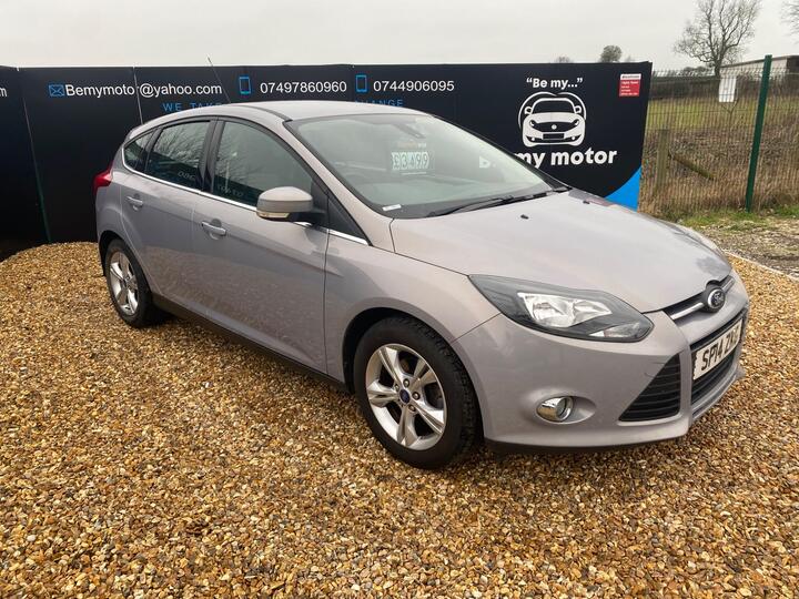 Ford Focus 1.0T EcoBoost Zetec Euro 5 (s/s) 5dr
