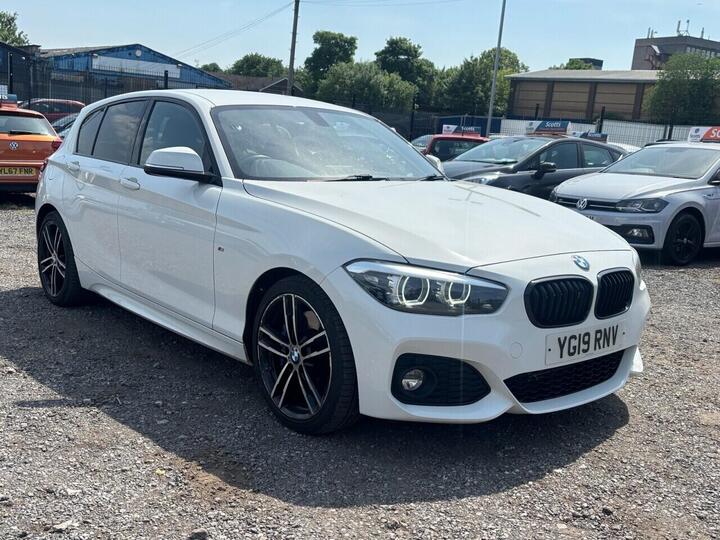 BMW 1 SERIES 2.0 118d M Sport Shadow Edition Euro 6 (s/s) 5dr BMW 1 SERIES 2.0 118d M Sport Shadow Edition Euro 6 (s/s) 5dr