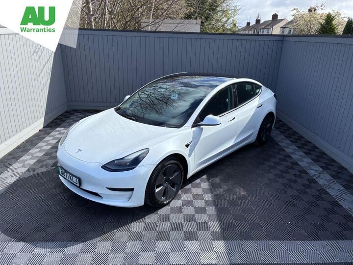 Tesla Model 3 Standard Range Plus Auto RWD 4dr