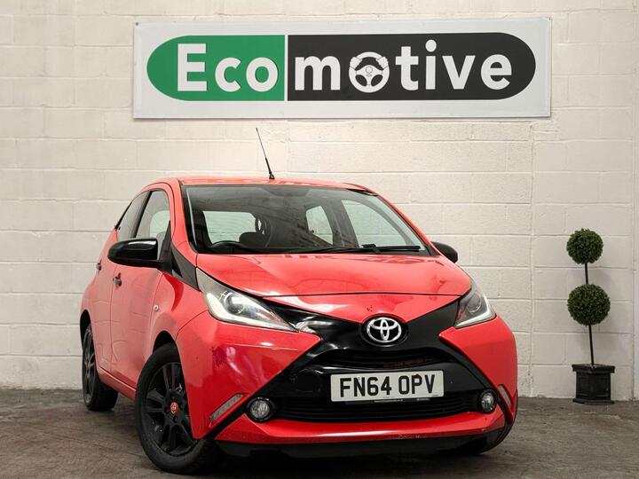 Toyota AYGO 1.0 VVT-i X-cite X-shift Euro 5 5dr Euro 5 Toyota AYGO 1.0 VVT-i X-cite X-shift Euro 5 5dr Euro 5