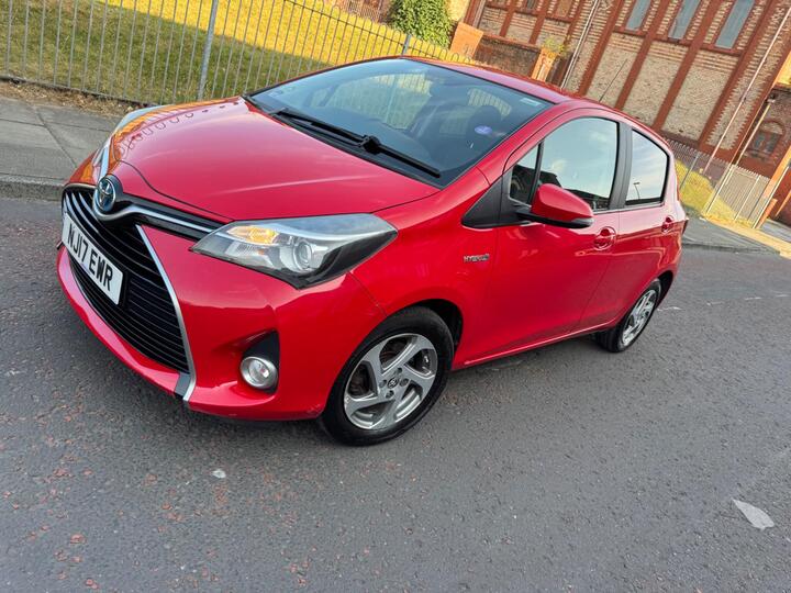 Toyota Yaris 1.5 VVT-h Icon E-CVT Euro 6 5dr