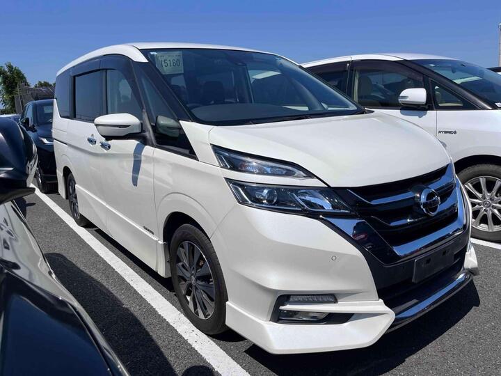 Nissan Serena HIGHWAY STAR V SELECTION Nissan Serena HIGHWAY STAR V SELECTION