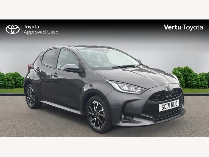 Toyota Yaris 1.5 VVT-h Design E-CVT Euro 6 (s/s) 5dr