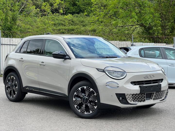 Fiat 600 1.2 MHEV La Prima E-DCT Euro 6 (s/s) 5dr