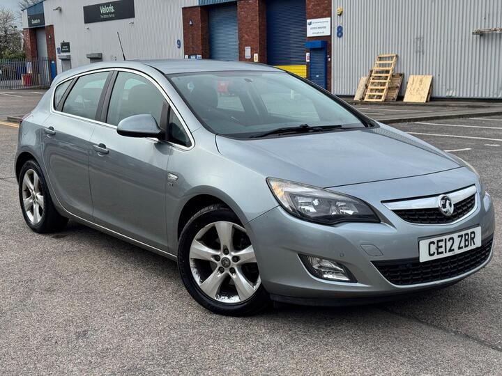 Vauxhall Astra 2.0 CDTi EcoFLEX SRi Euro 5 (s/s) 5dr
